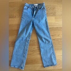 Abercrombie & Fitch 90s relaxed Jean high rise curve love